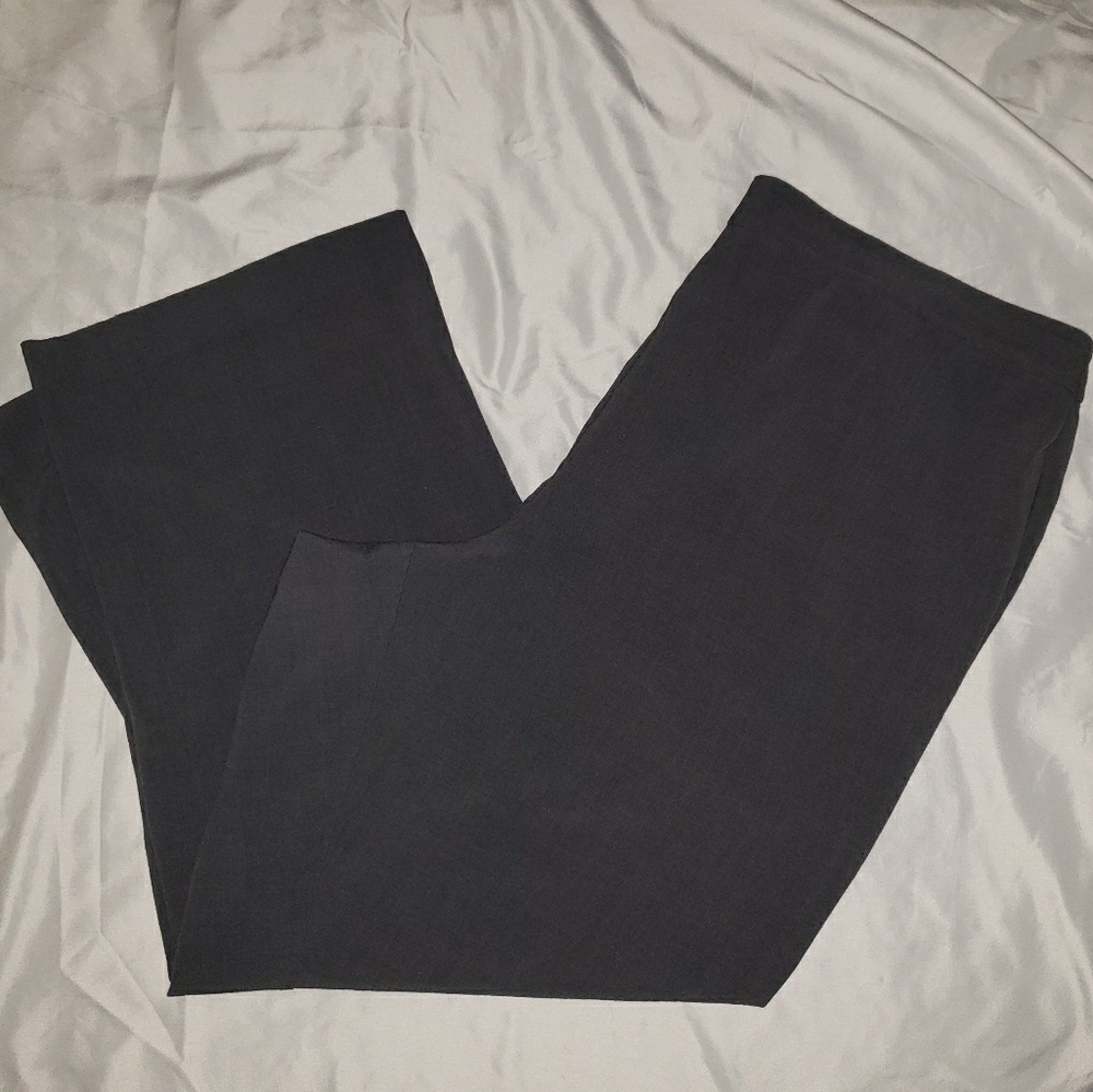 Catherine's 24 Gray flat front dress pants